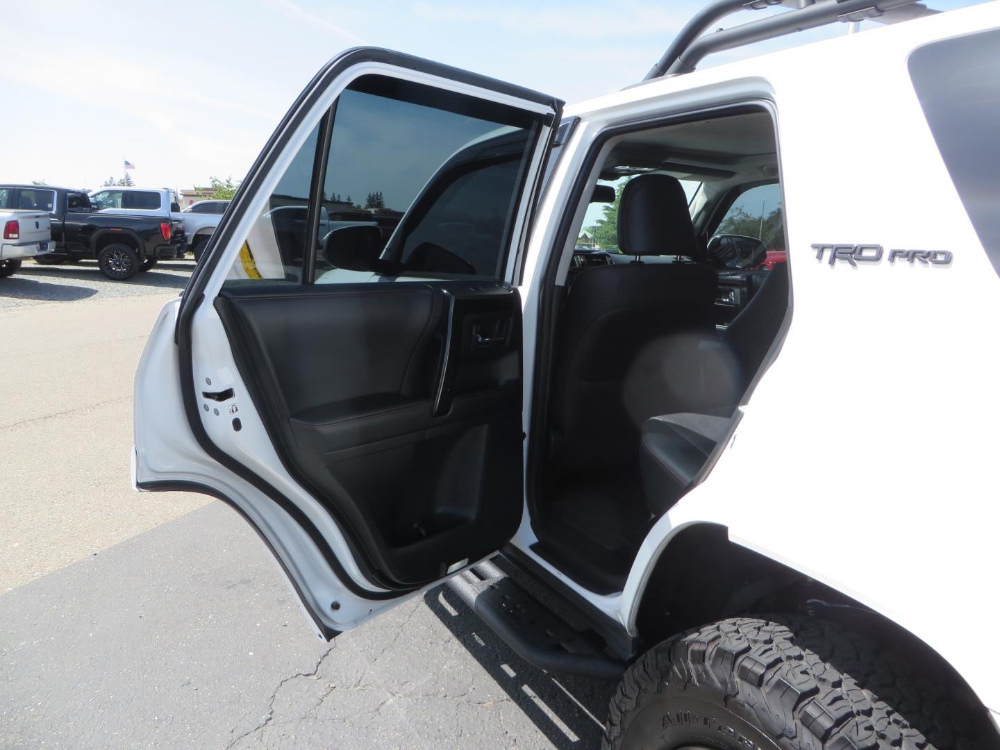 2019 White /black Toyota 4Runner TRD PRO 4WD (JTEBU5JR9K5) with an 4.0L V6 DOHC 24V engine, 5A transmission, located at 2630 Grass Valley Highway, Auburn, CA, 95603, (530) 508-5100, 38.937893, -121.095482 - TRD PRO 4Runner sitting on 17" SCS wheels, BFG KO2 tires, Tyger running boards, Roof Rack with ladder, and window tint. - Photo#32